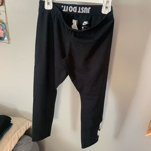 Nike capris leggings for only $10 with no damage and not see through